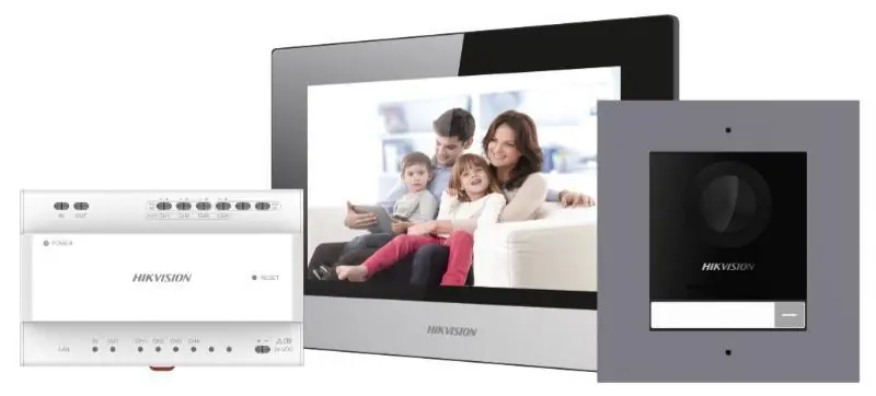 Kit videointerfon IP Hikvision DS-KIS702, conexiune pe 2 fire, pentru o singura familie, componenta kit: post exterior DS-KD8003-IME2/Surface x 1buc, post interior DS-KH6320-WTE2 x 1buc, distribuitor 4 canale DS- KAD704 x 1buc, sursa alimentare x 1 buc, TF card memorie 16GB x 1buc. Descriere Ofertă de sezon