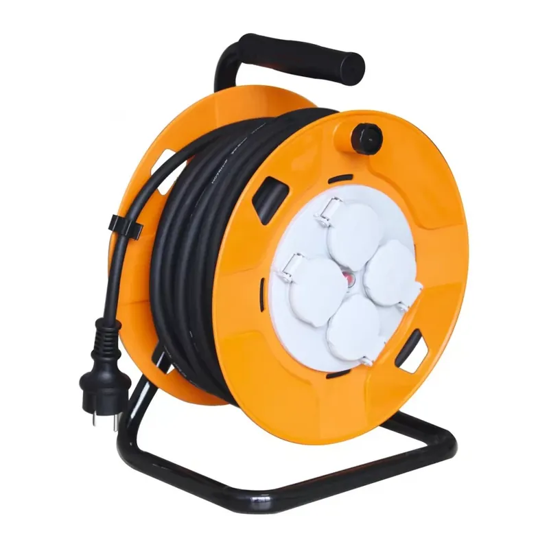 Preț promoțional SOMOGYI ELECTRONIC Sul de cablu 4 priză 25m cablu de cauciuc IP44 HJR 10-25/1.0